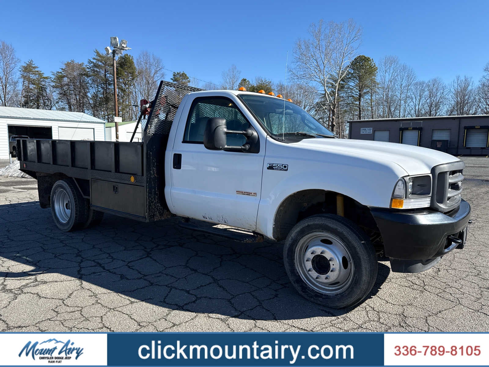 2004 Ford F-550 Chassis XL