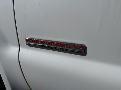 2004 Ford F-550 Chassis XL