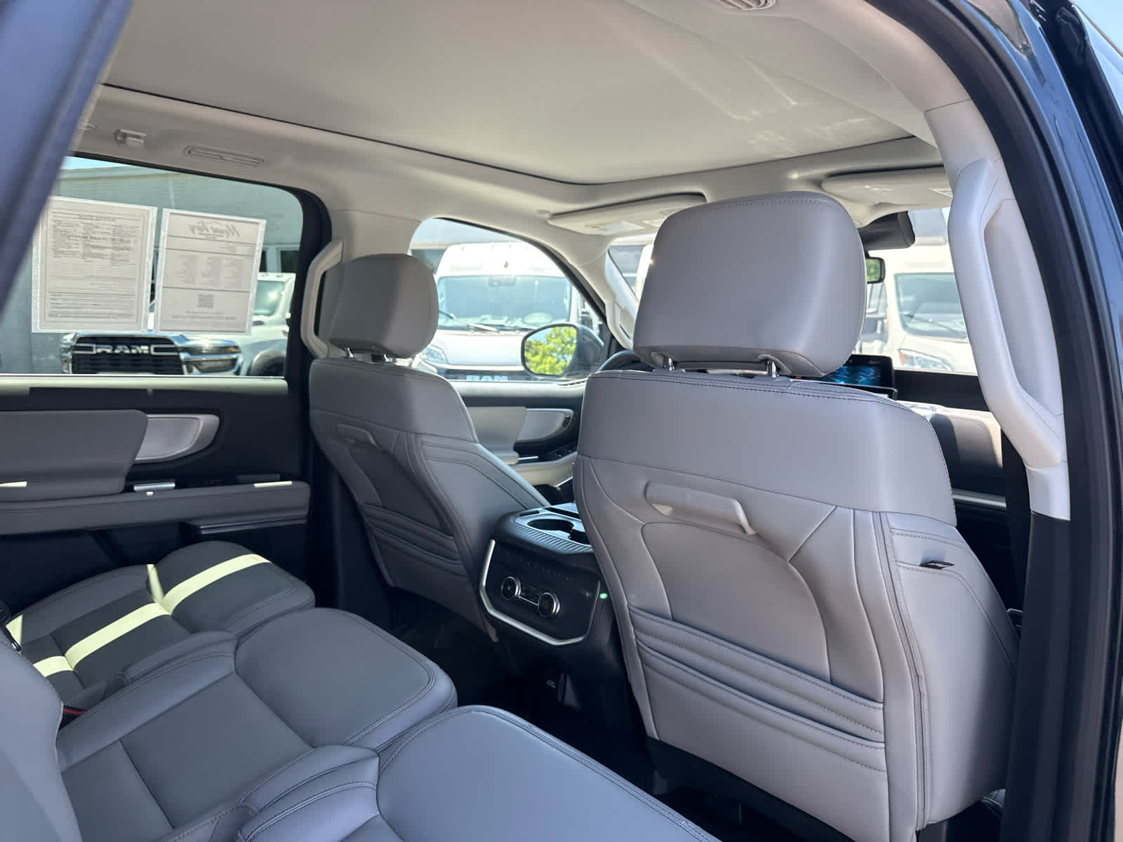 2025 Ford Expedition Active MAX
