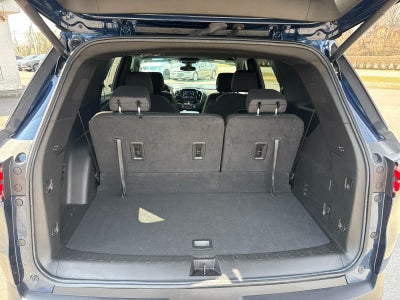 2023 Chevrolet Traverse AWD LT Cloth