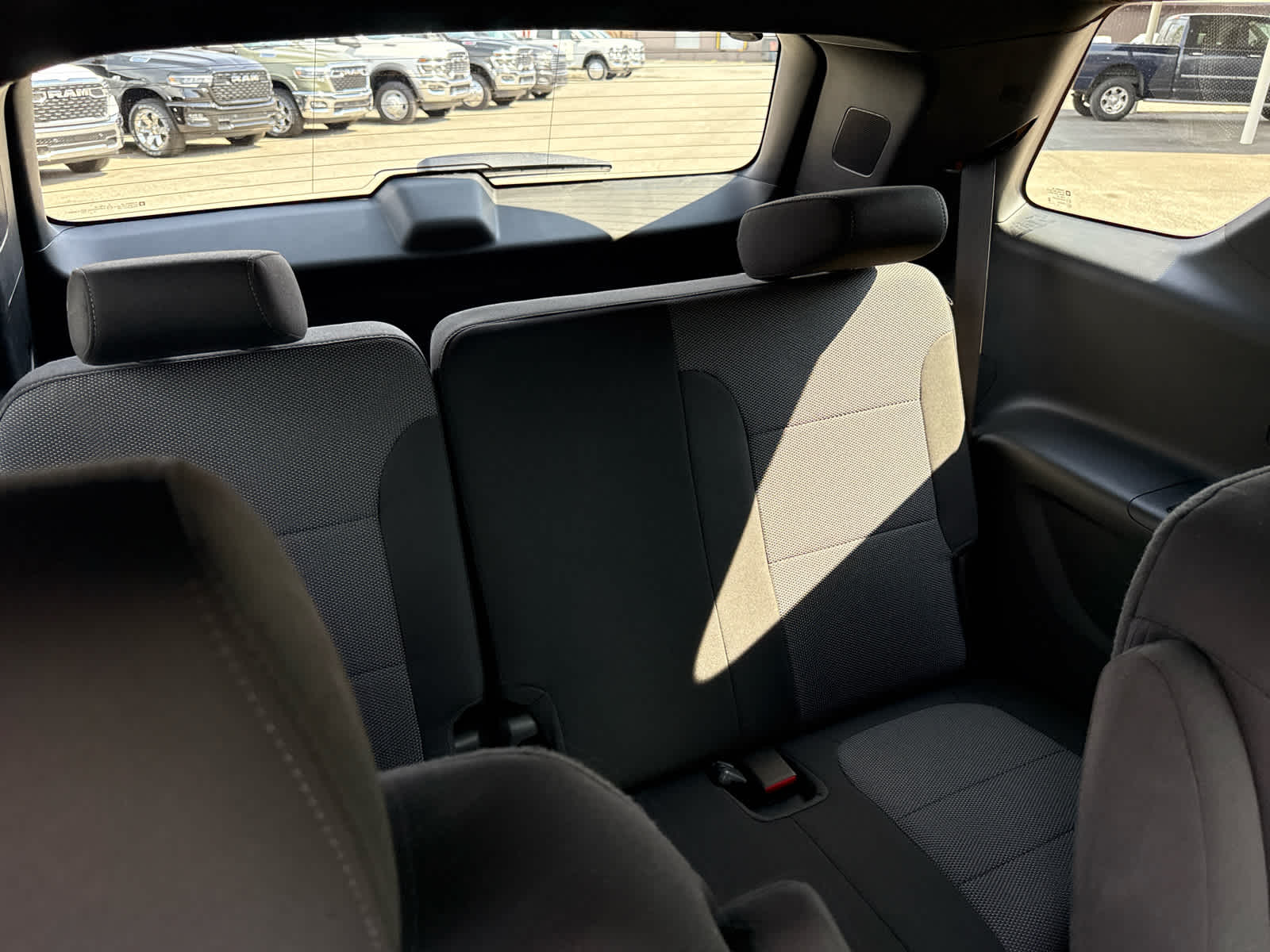 2023 Chevrolet Traverse AWD LT Cloth