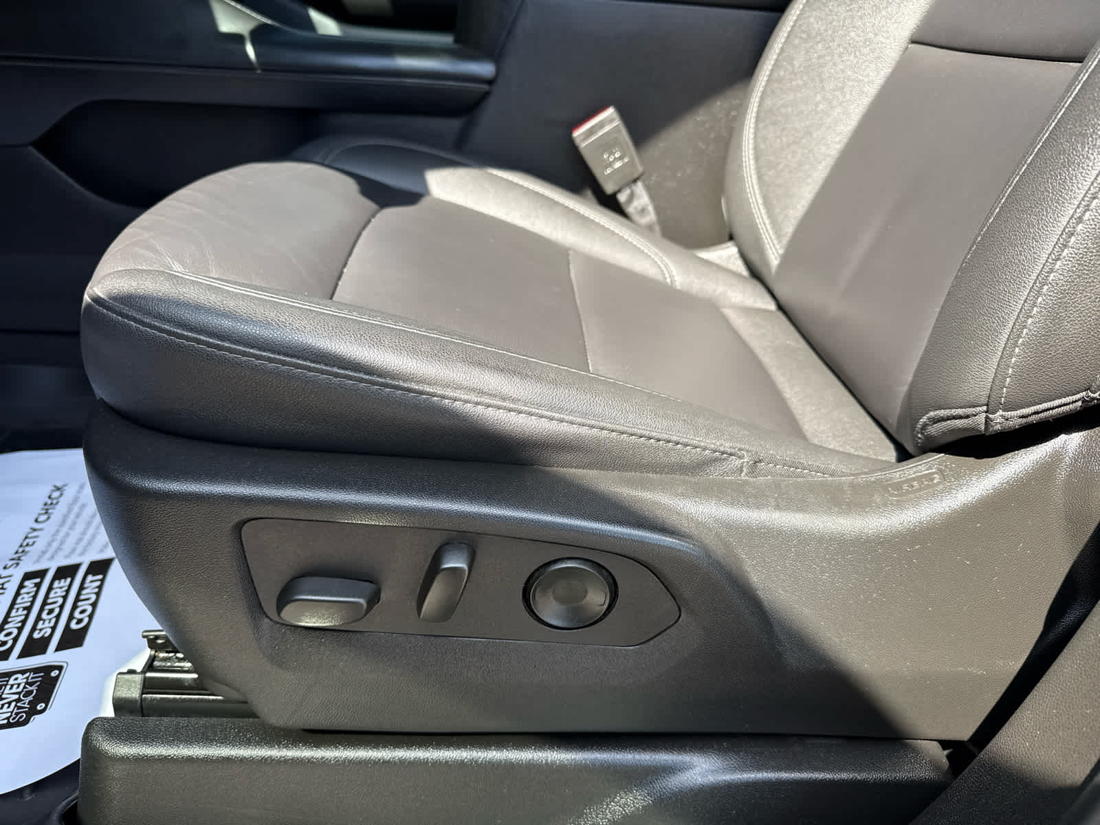 2024 Chevrolet Suburban 4WD Z71