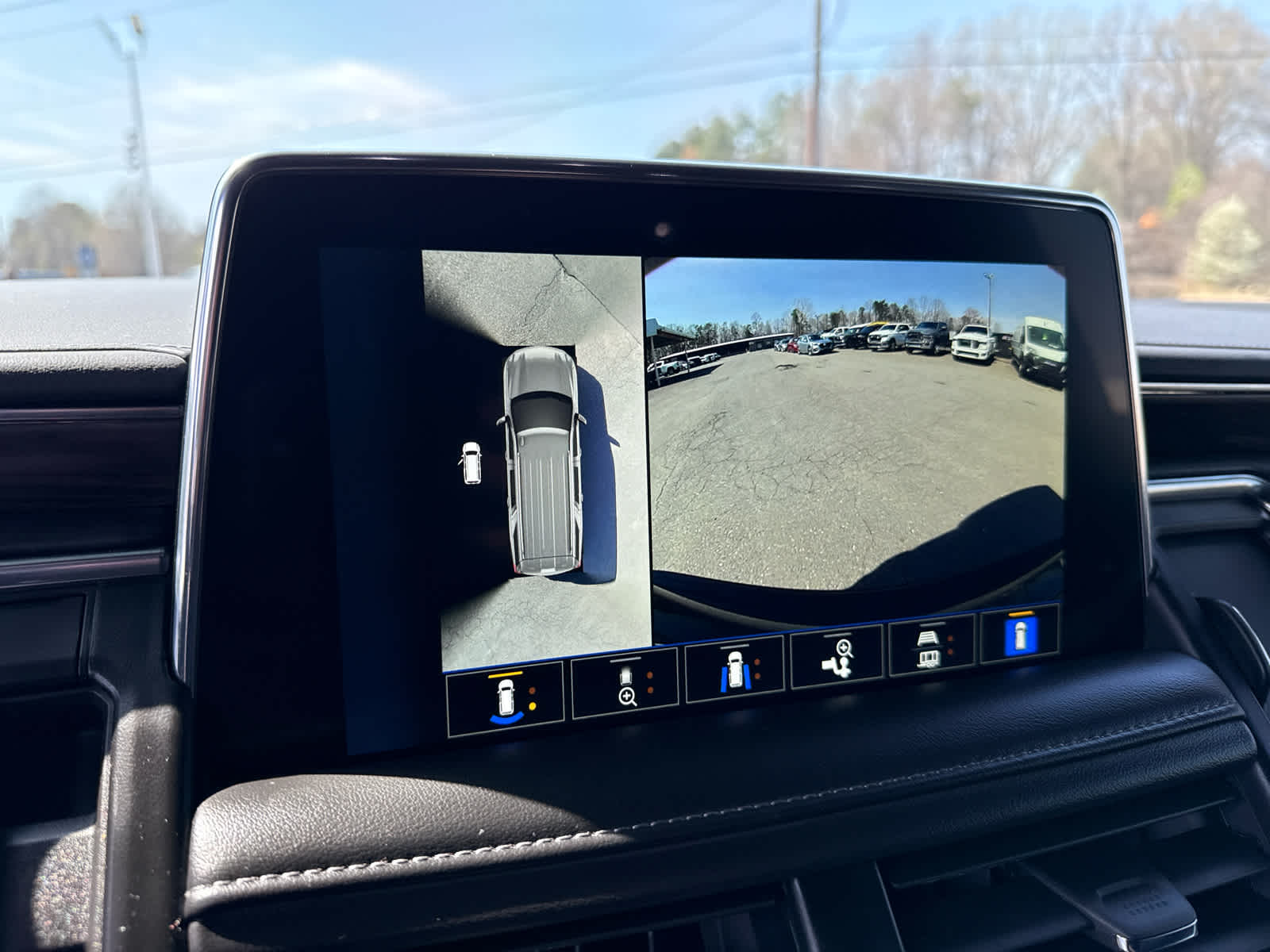 2024 Chevrolet Suburban 4WD Z71