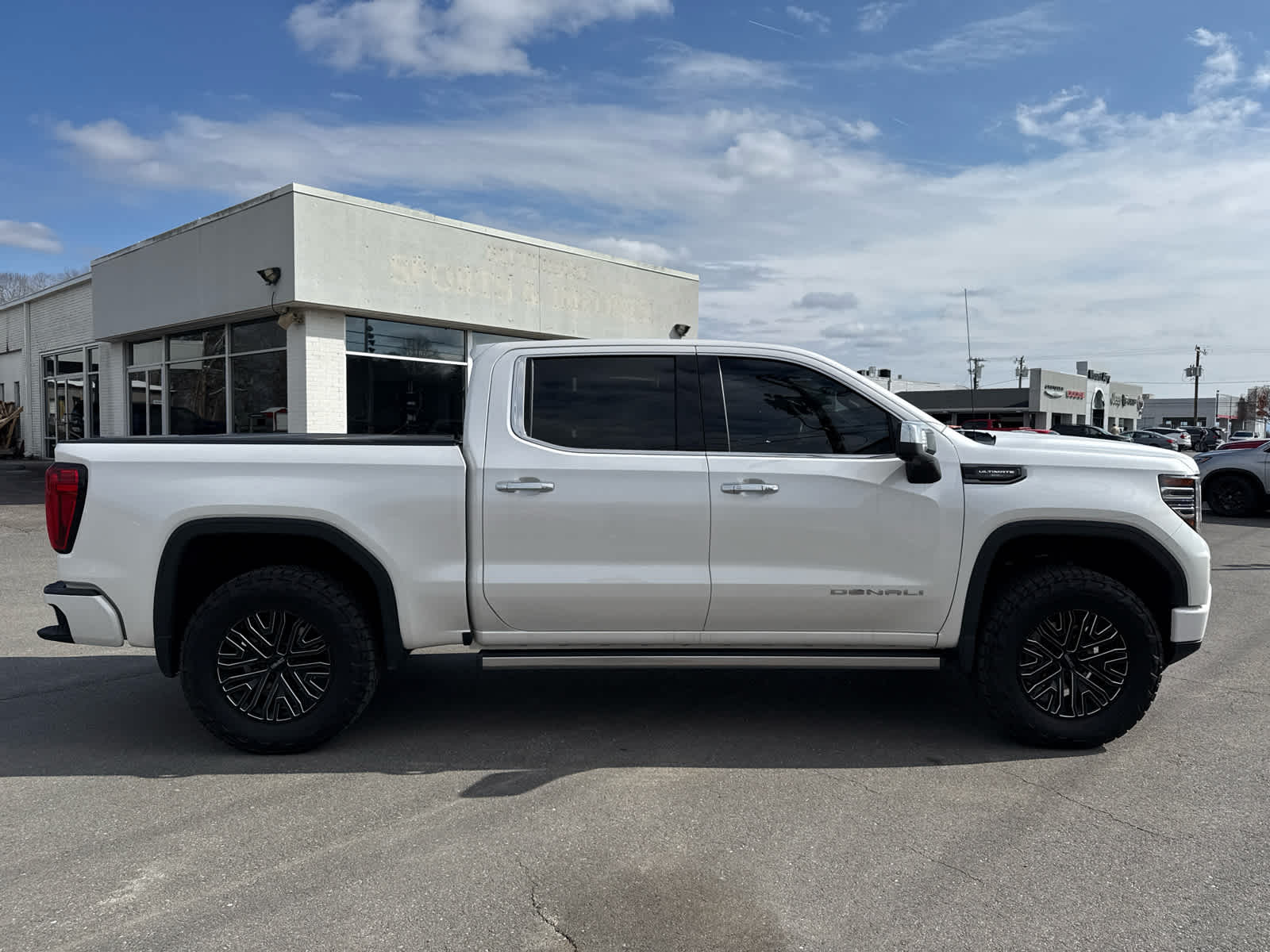 2024 GMC Sierra 1500 4WD Crew Cab Short Box Denali Ultimate