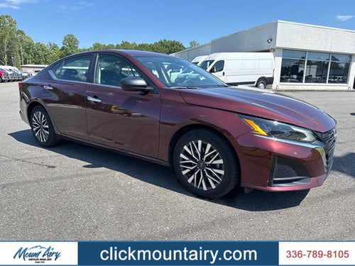 2025 Nissan Altima SV FWD