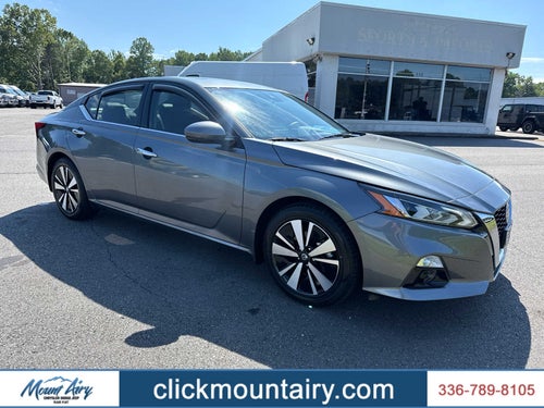 2022 Nissan Altima SL FWD