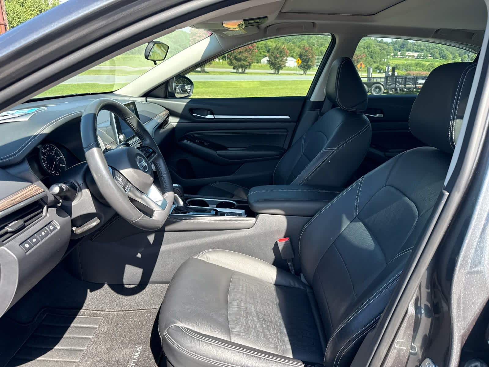 2022 Nissan Altima SL FWD