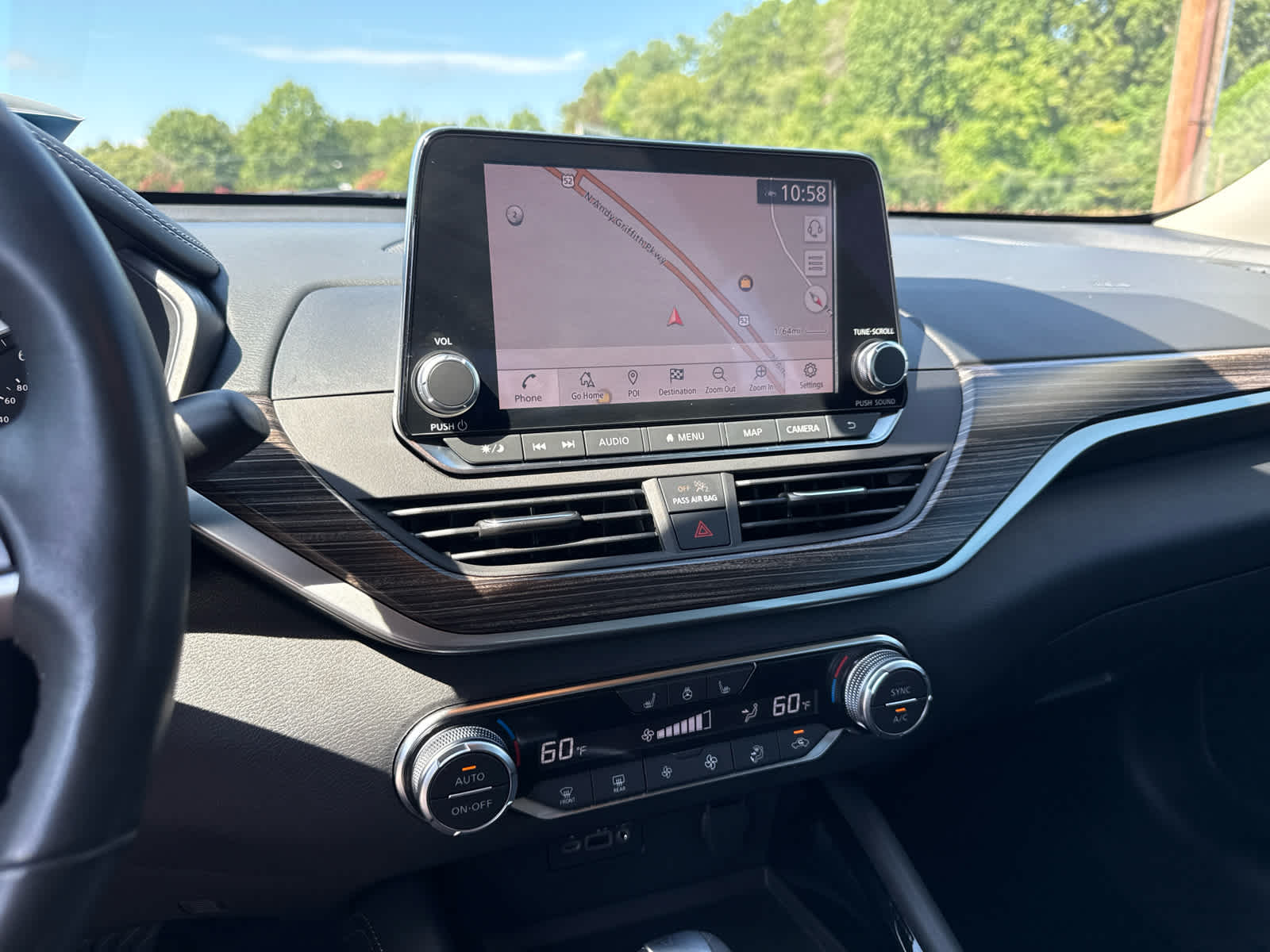 2022 Nissan Altima SL FWD