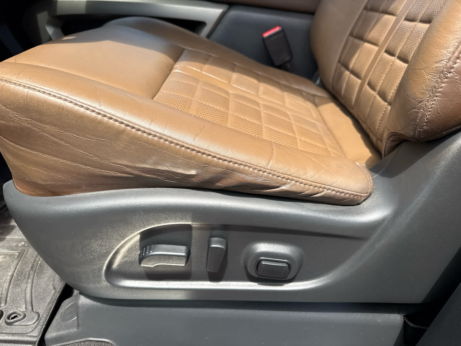 2021 Nissan TITAN Crew Cab Platinum Reserve 4x4