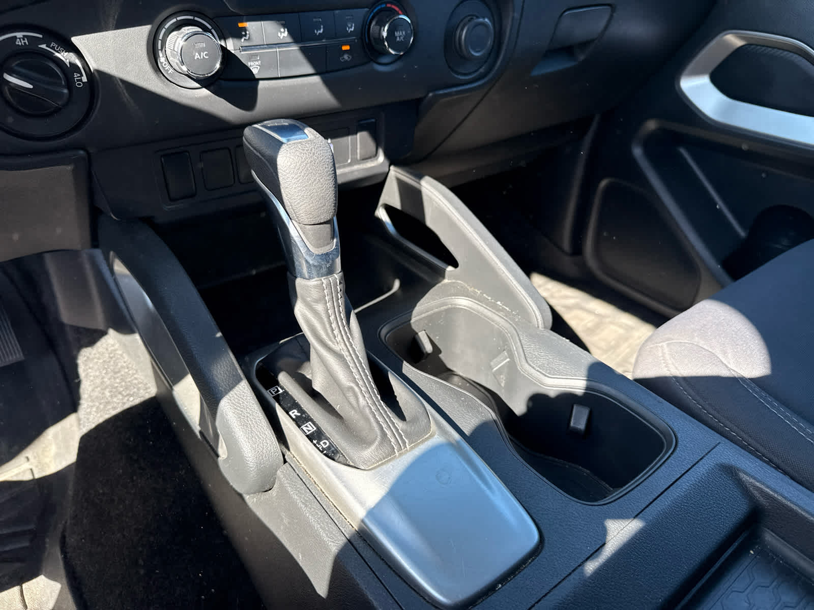 2023 Nissan Frontier Crew Cab SV 4x4