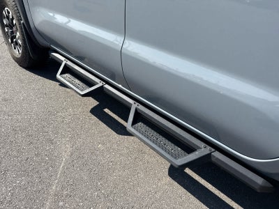 2023 Nissan Frontier Crew Cab PRO-4X 4x4