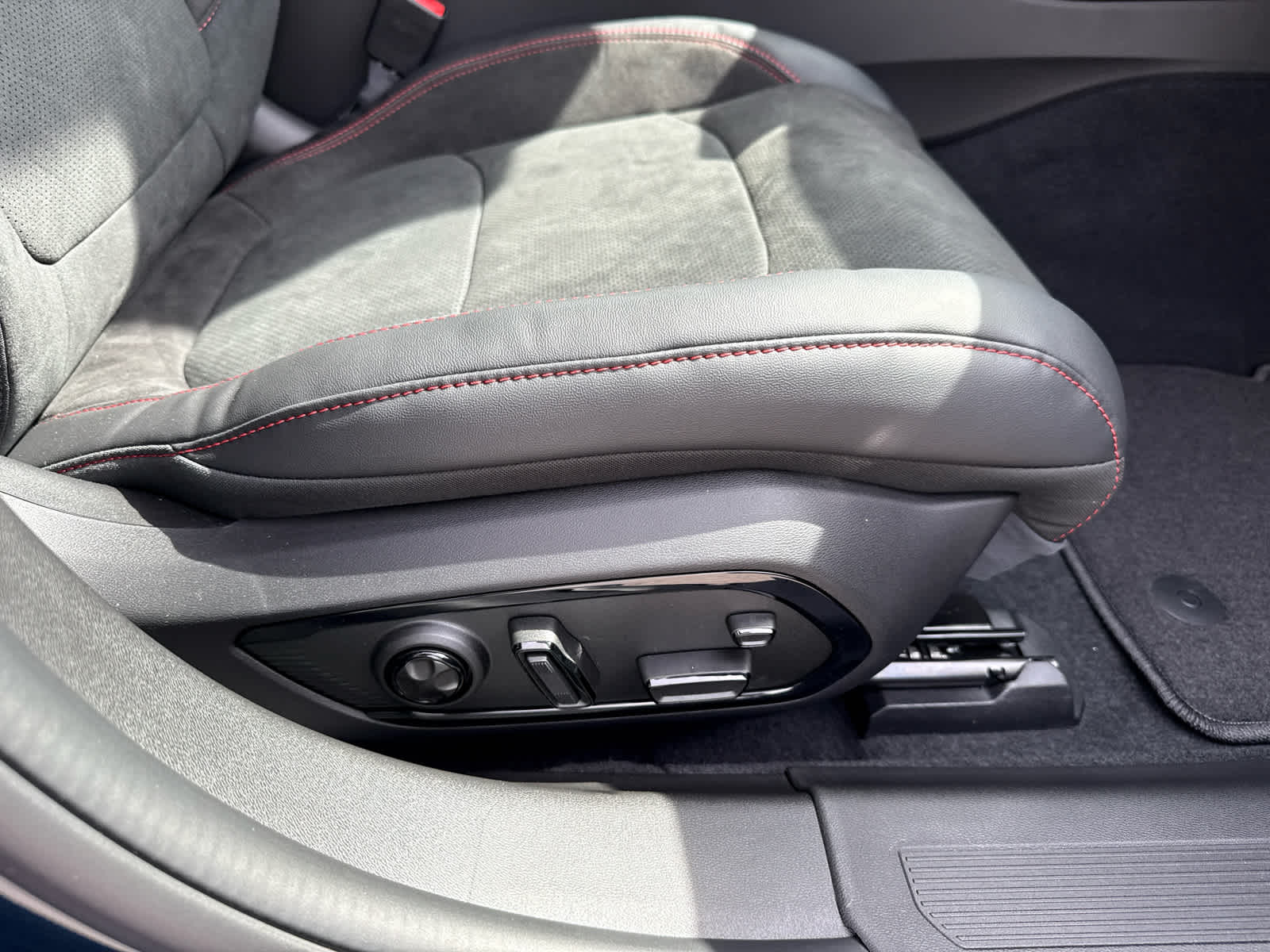 2026 Dodge Charger CHARGER R/T PLUS 4-DOOR AWD