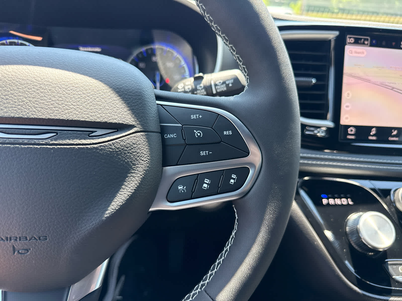 2027 Chrysler Pacifica PACIFICA SELECT