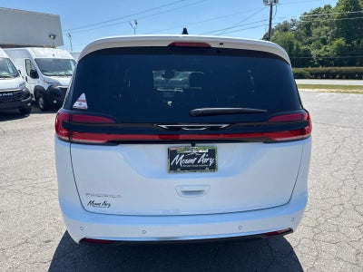 2027 Chrysler Pacifica PACIFICA SELECT