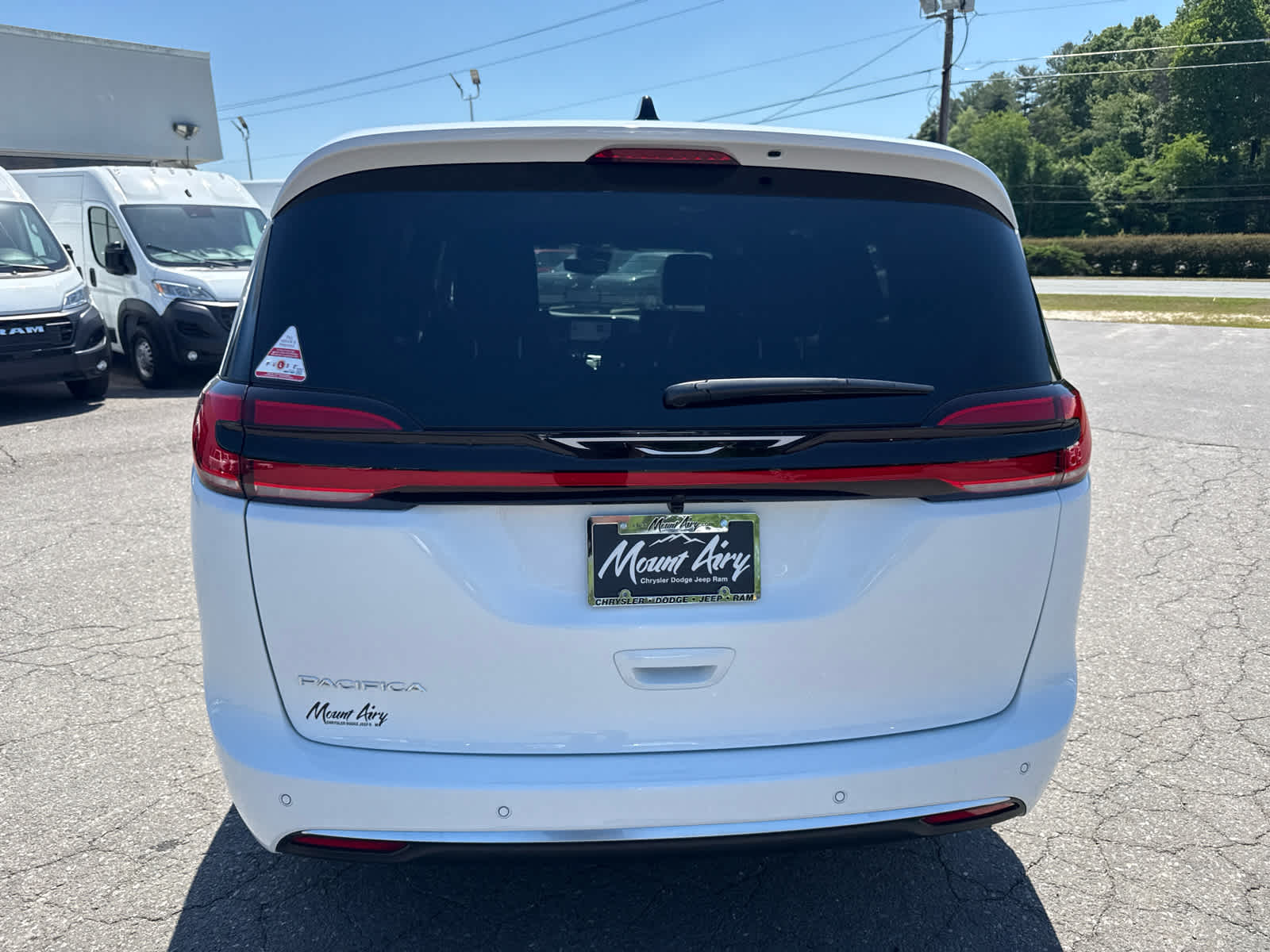 2027 Chrysler Pacifica PACIFICA SELECT