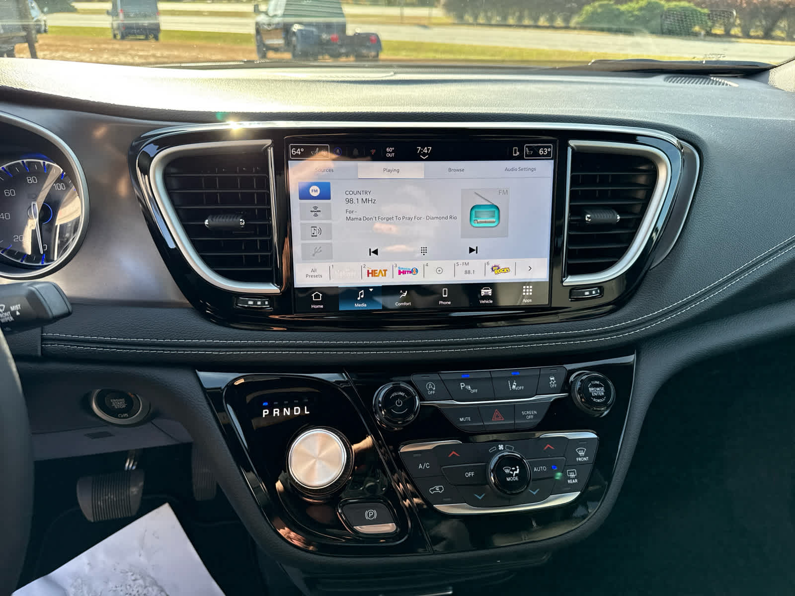 2026 Chrysler Pacifica PACIFICA SELECT