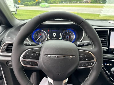 2027 Chrysler Pacifica PACIFICA SELECT