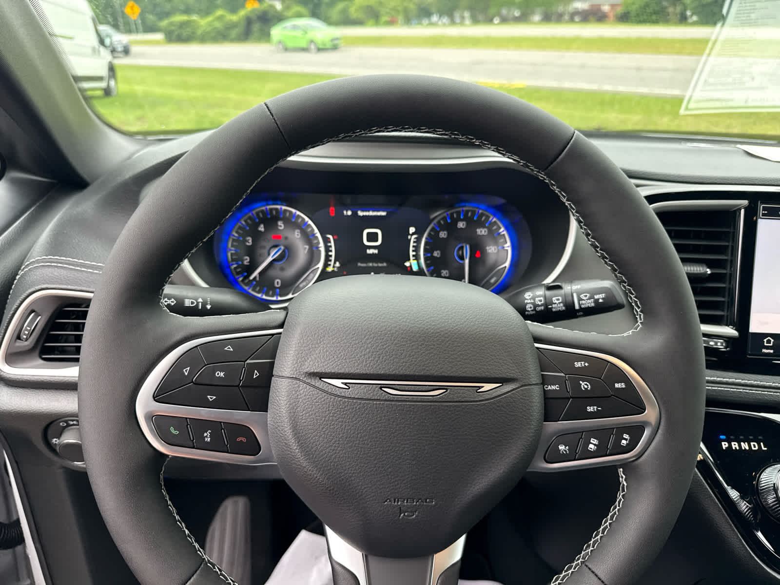2027 Chrysler Pacifica PACIFICA SELECT