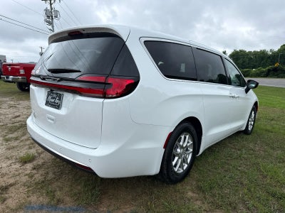2027 Chrysler Pacifica PACIFICA SELECT