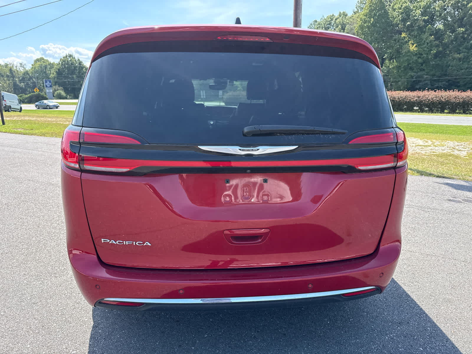 2025 Chrysler Pacifica Select
