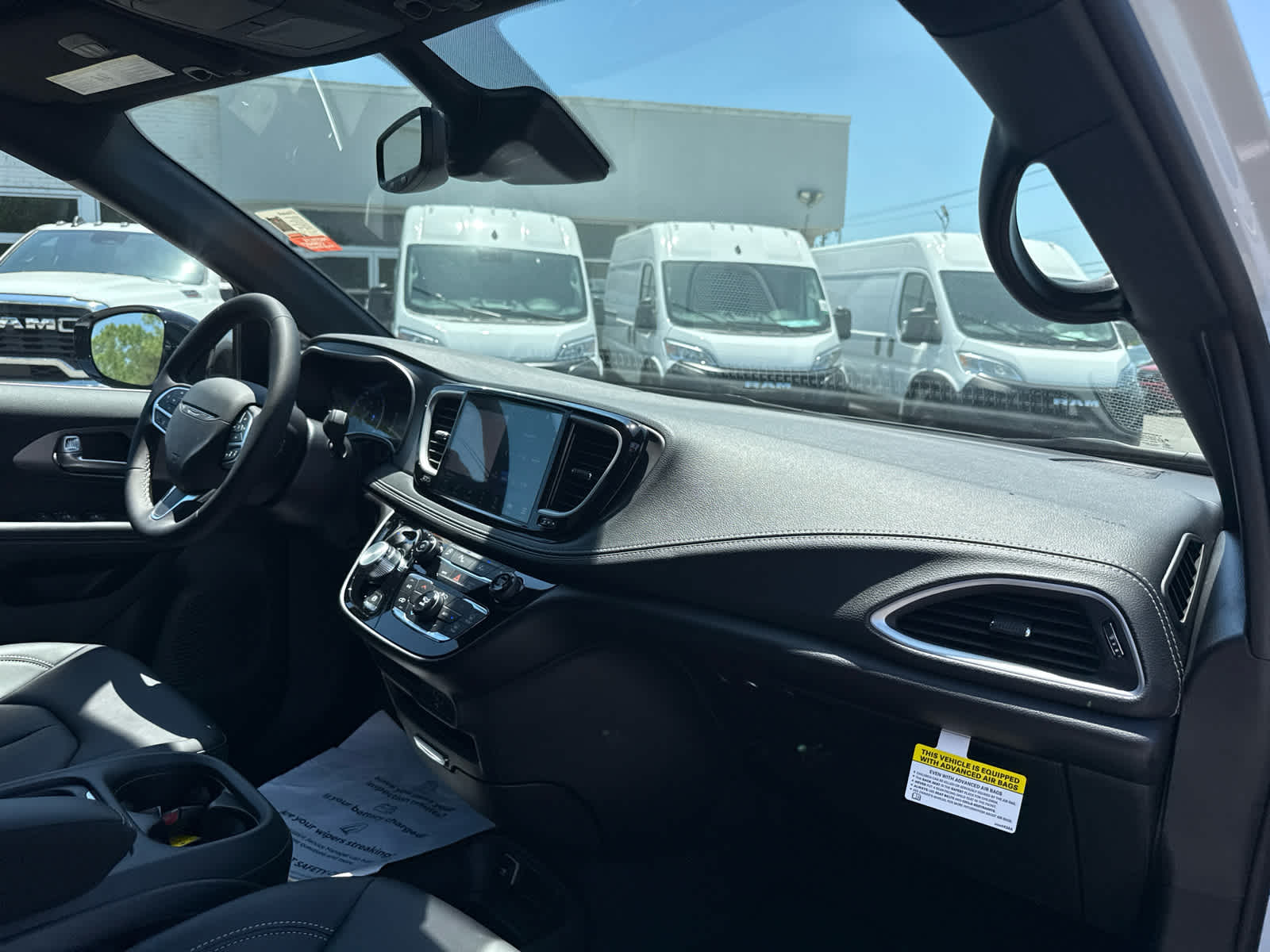 2027 Chrysler Pacifica PACIFICA SELECT