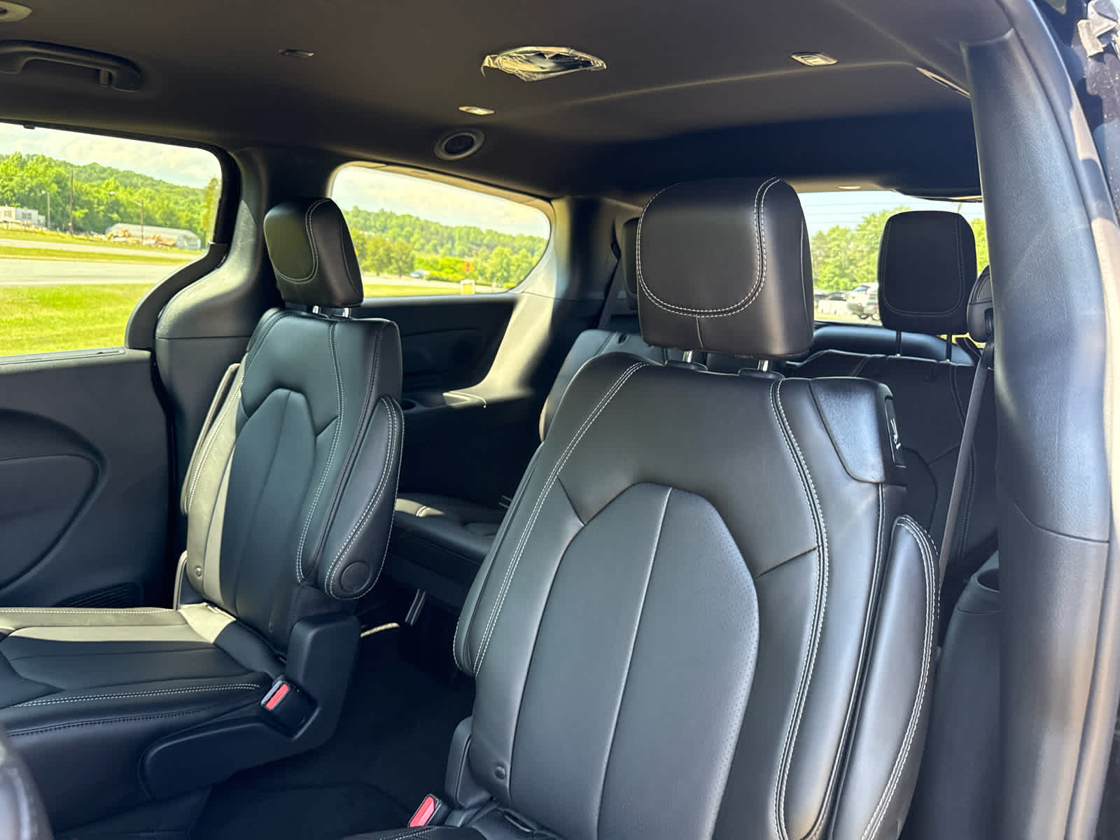 2027 Chrysler Pacifica PACIFICA SELECT