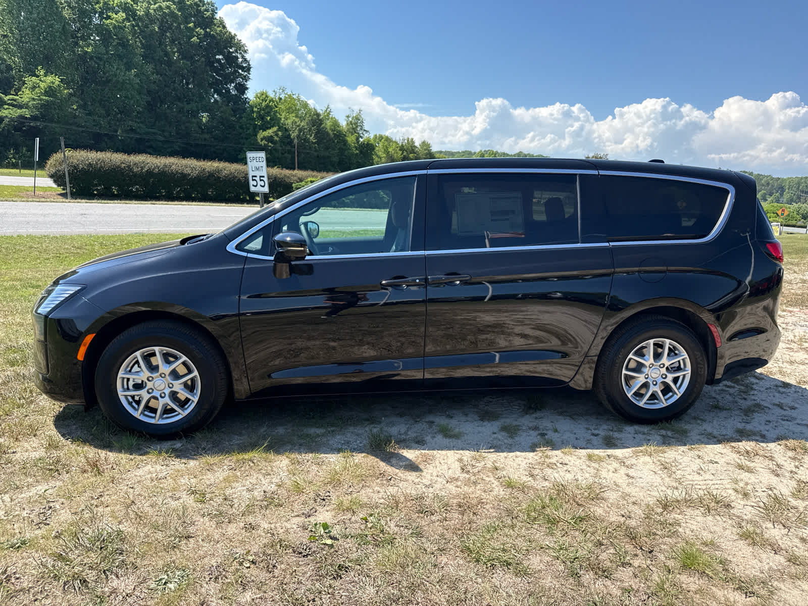 2027 Chrysler Pacifica PACIFICA SELECT