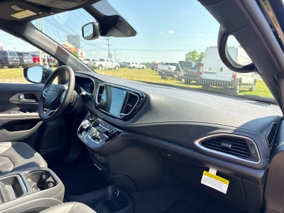 2027 Chrysler Pacifica PACIFICA SELECT