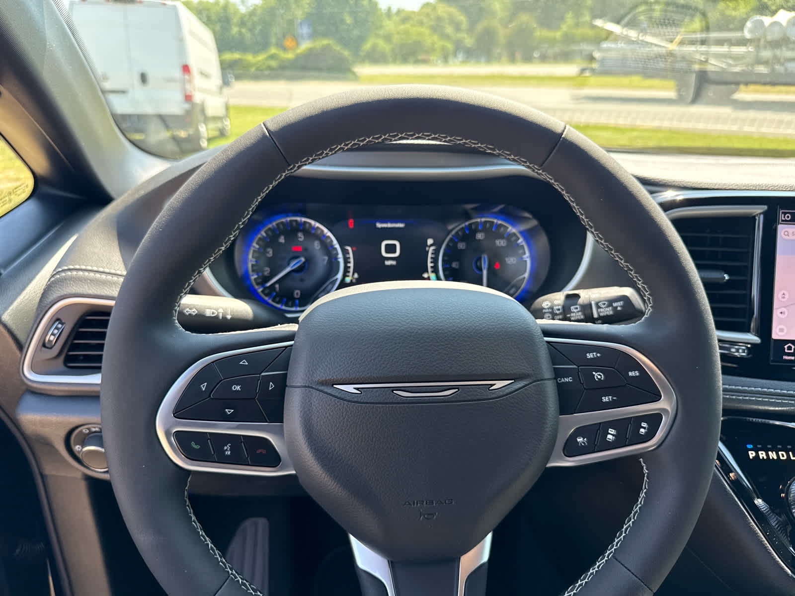 2027 Chrysler Pacifica PACIFICA SELECT