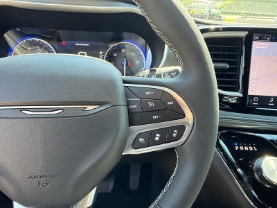 2027 Chrysler Pacifica PACIFICA SELECT