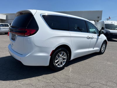 2027 Chrysler Pacifica PACIFICA SELECT