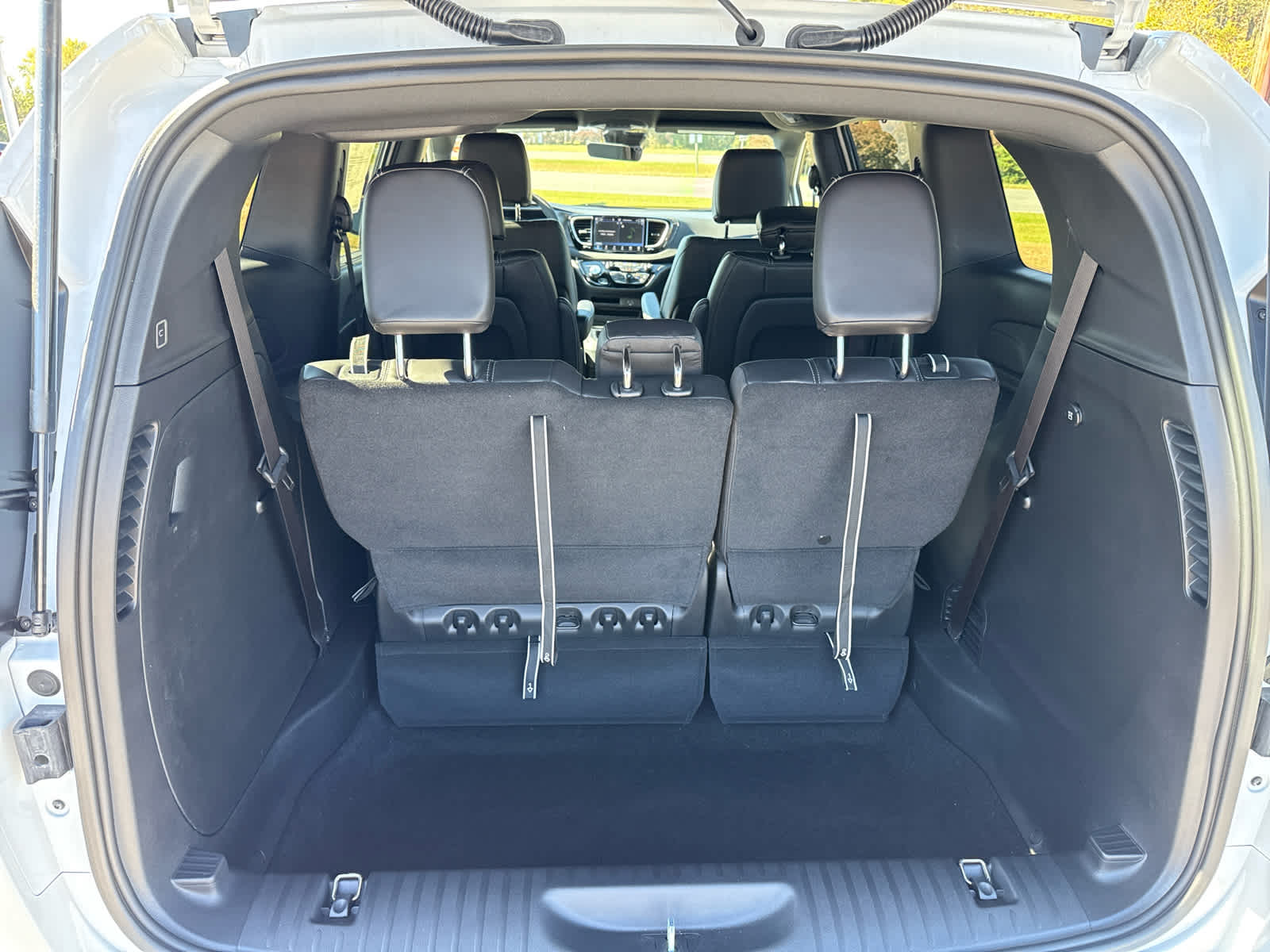 2026 Chrysler Voyager VOYAGER LX