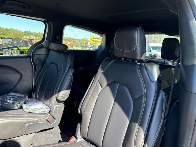 2026 Chrysler Voyager VOYAGER LX