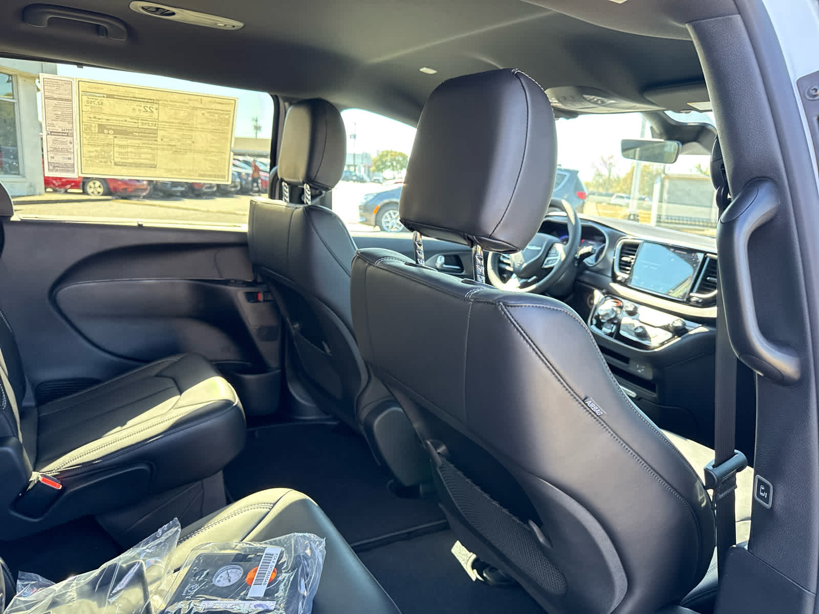 2026 Chrysler Voyager VOYAGER LX