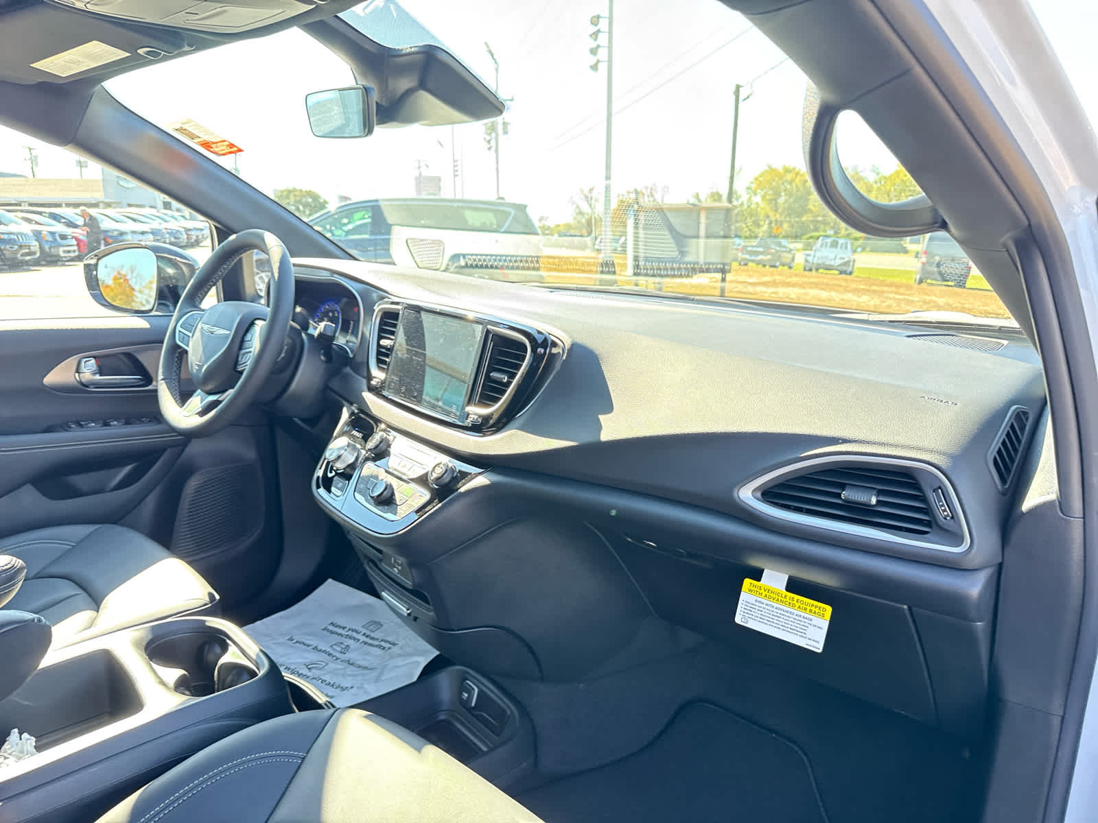 2026 Chrysler Voyager VOYAGER LX