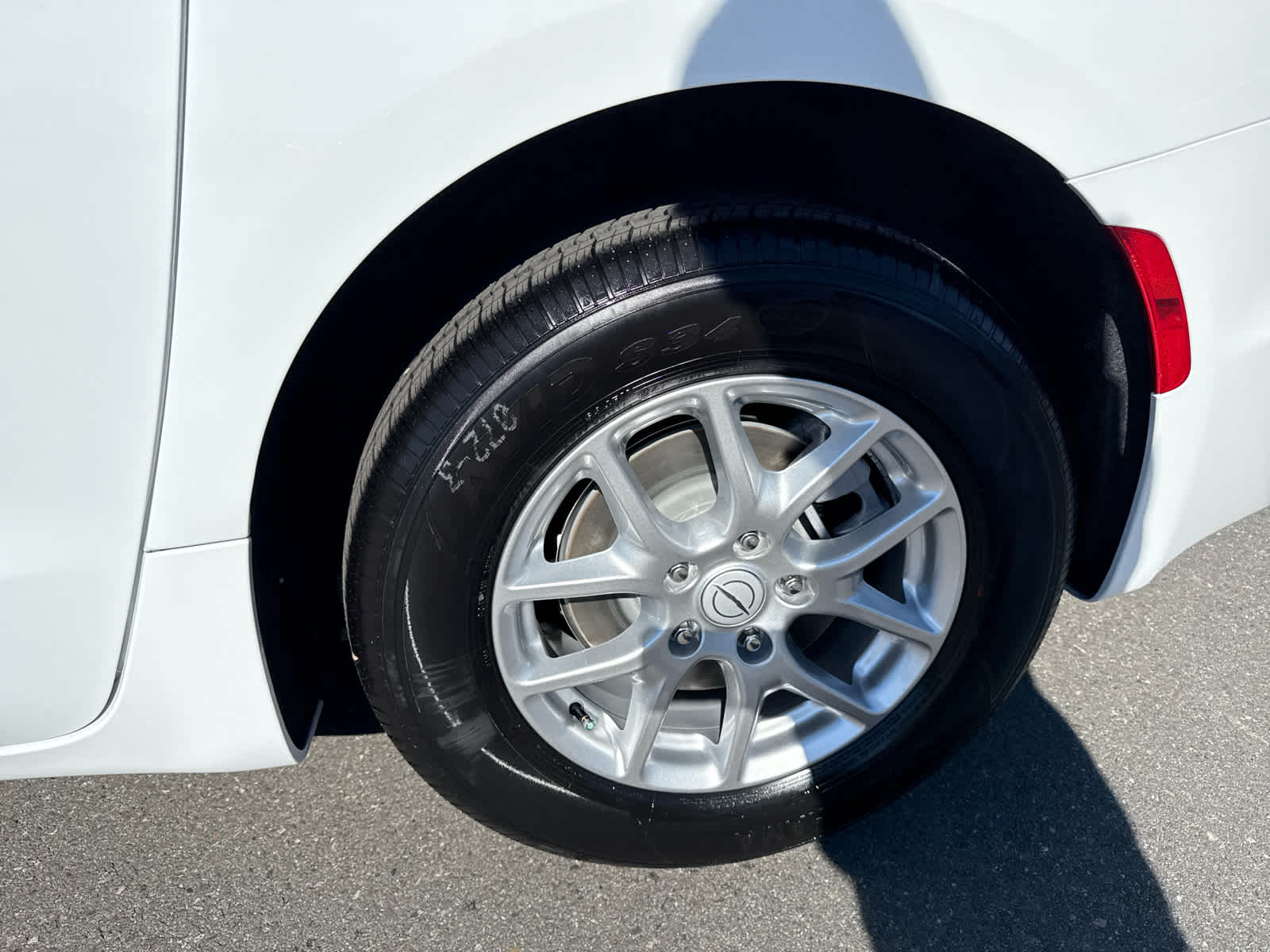 2026 Chrysler Voyager VOYAGER LX