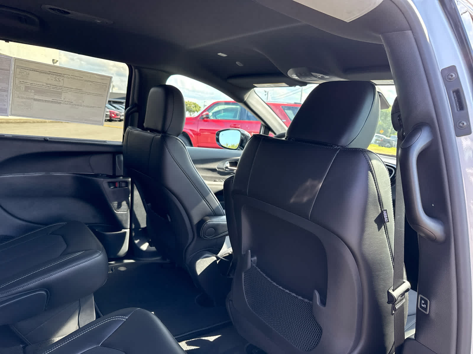 2026 Chrysler Voyager VOYAGER LX