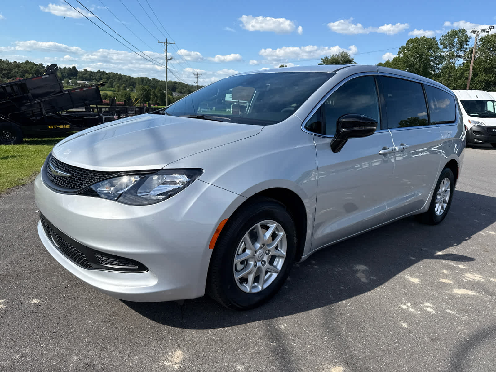 2026 Chrysler Voyager VOYAGER LX