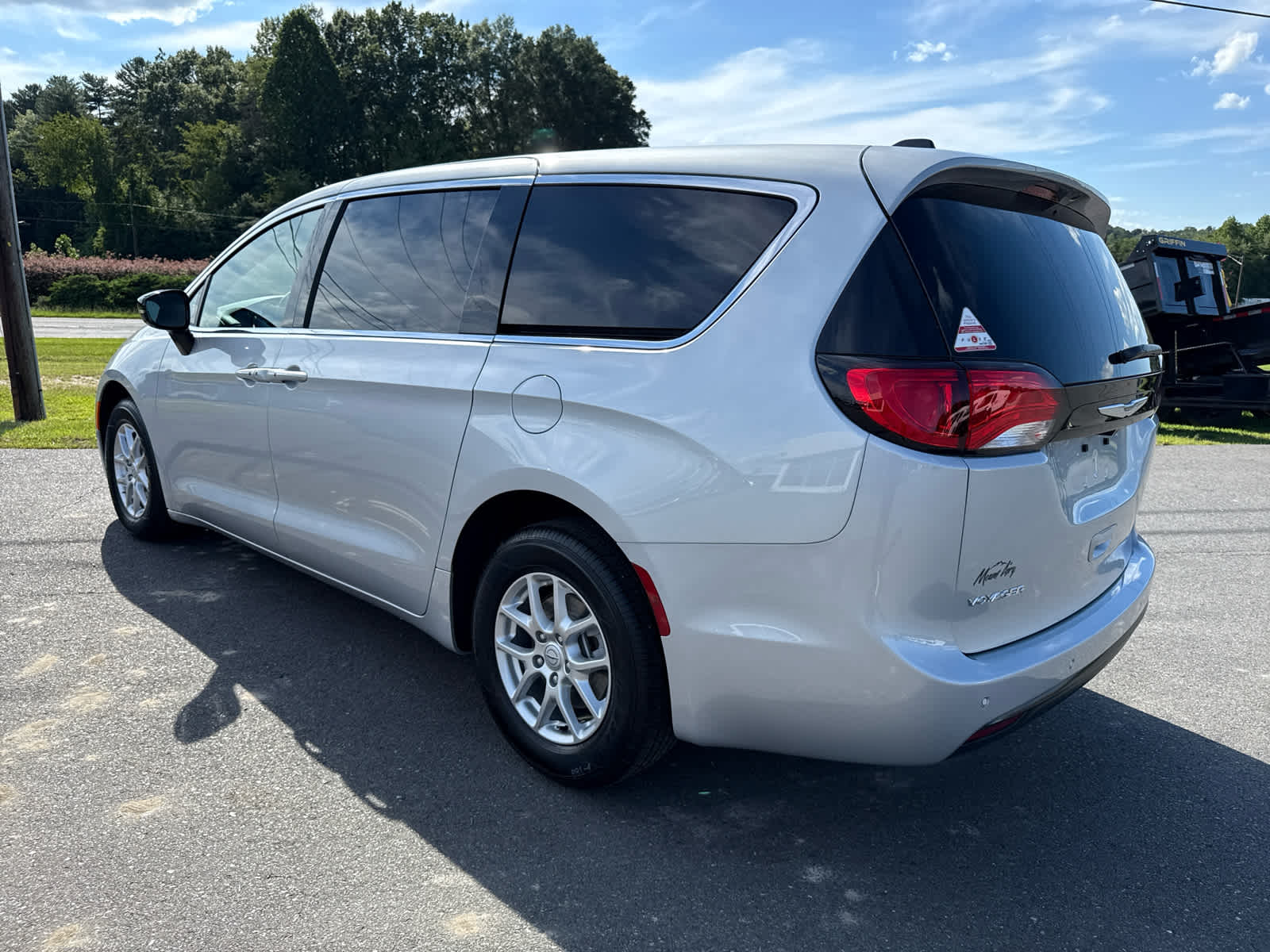 2026 Chrysler Voyager VOYAGER LX