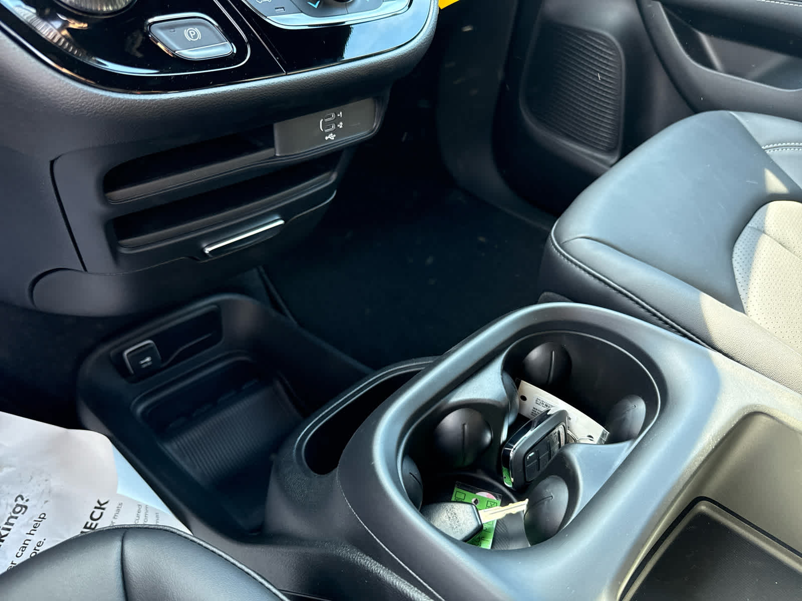 2026 Chrysler Voyager VOYAGER LX