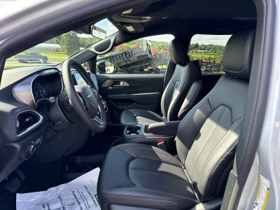 2026 Chrysler Voyager VOYAGER LX