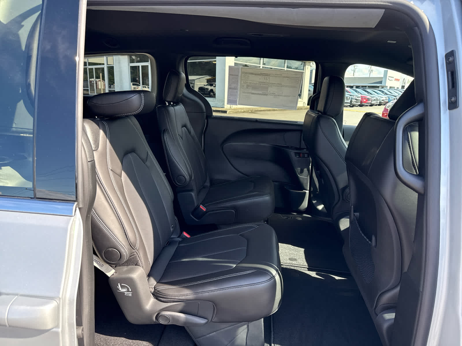 2026 Chrysler Voyager VOYAGER LX