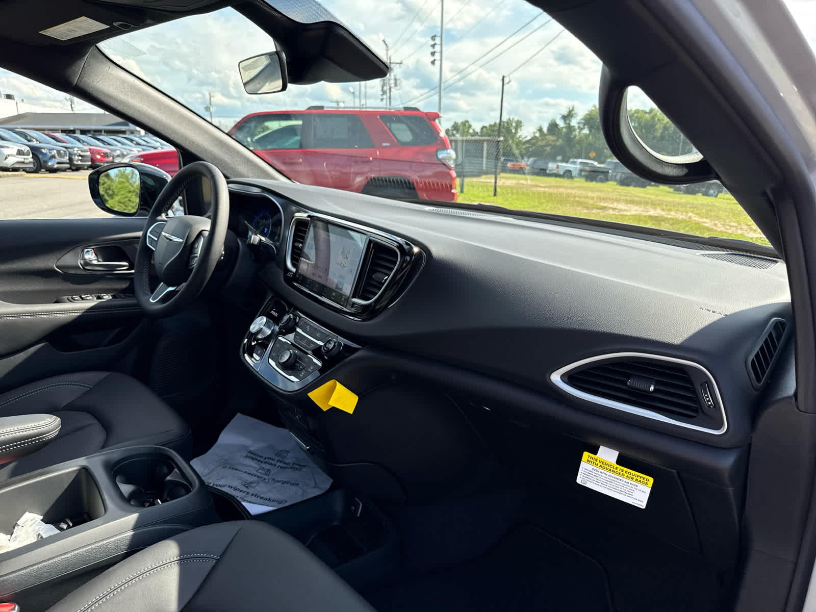 2026 Chrysler Voyager VOYAGER LX