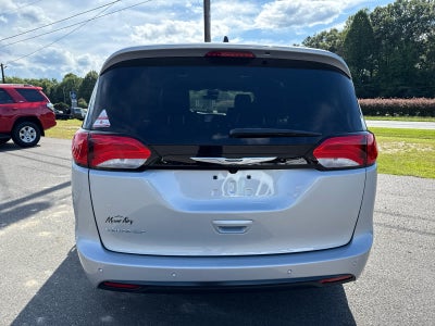 2026 Chrysler Voyager VOYAGER LX