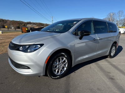 2026 Chrysler Voyager VOYAGER LX