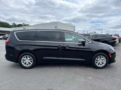 2026 Chrysler Voyager VOYAGER LX