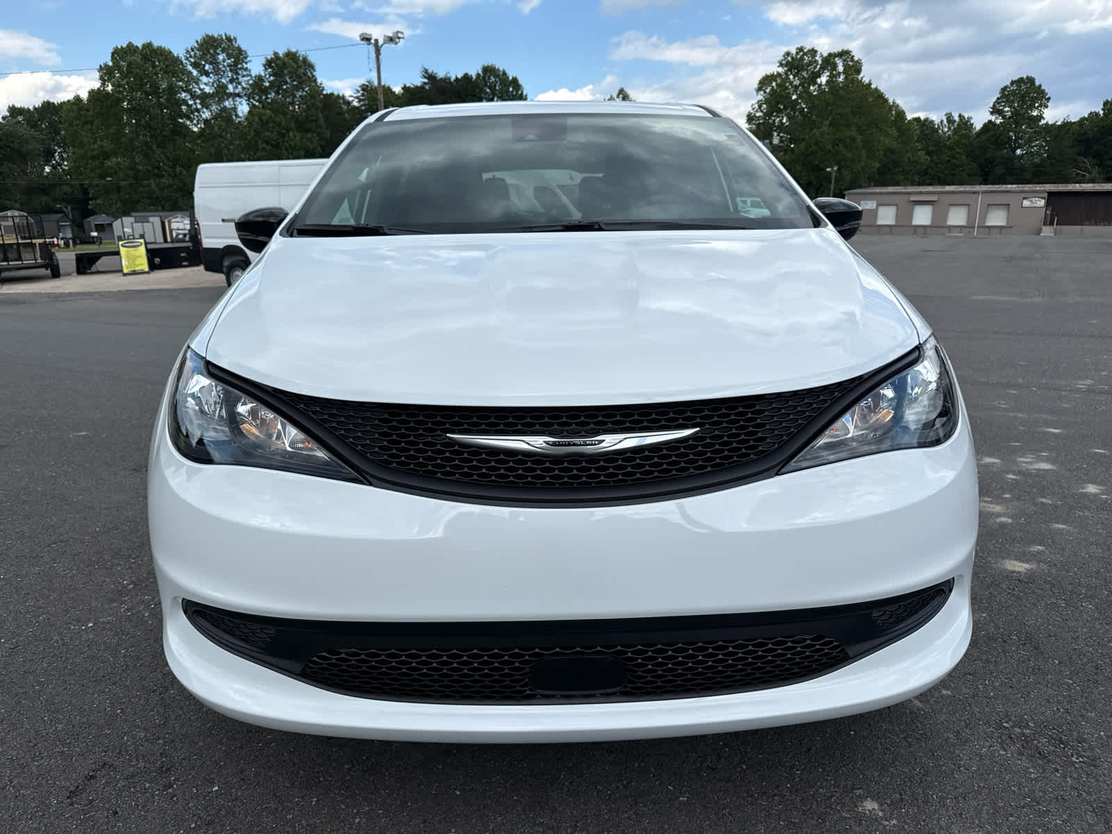 2026 Chrysler Voyager VOYAGER LX