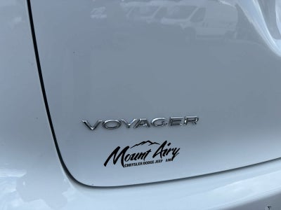 2026 Chrysler Voyager VOYAGER LX
