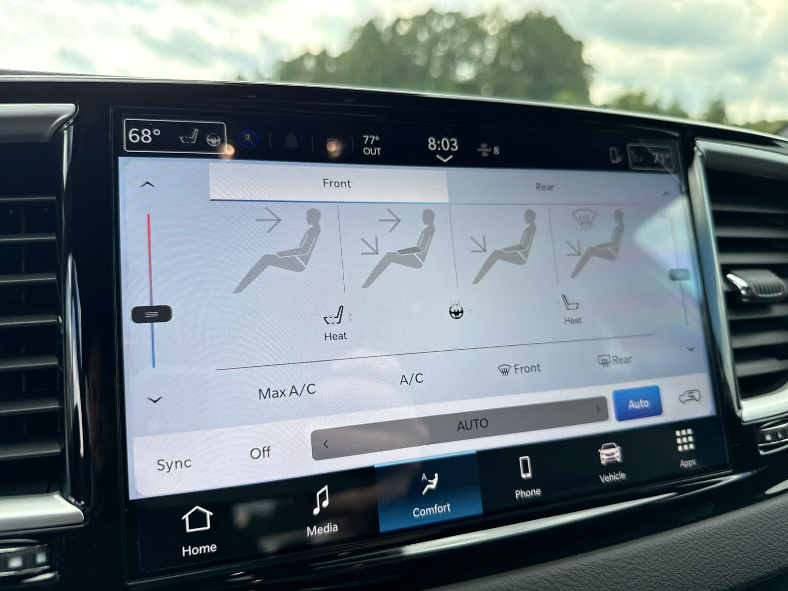 2026 Chrysler Voyager VOYAGER LX