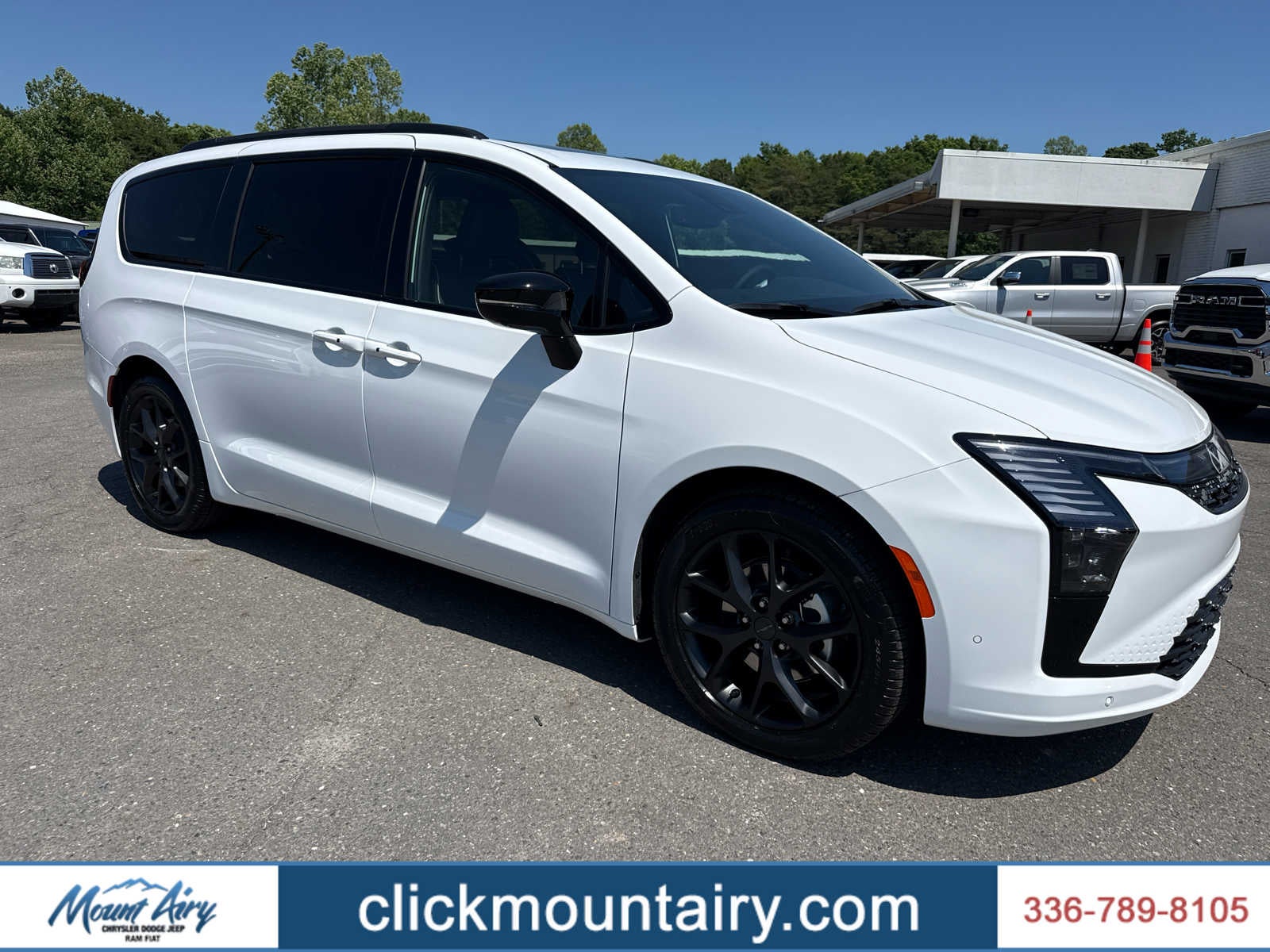 2027 Chrysler Pacifica PACIFICA LIMITED